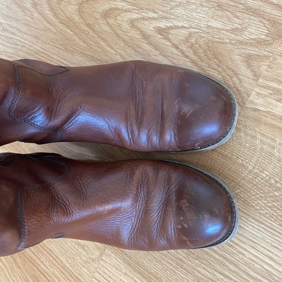 Frye Melisa Button 2 Boots Size 8 B - Picture 10 of 10